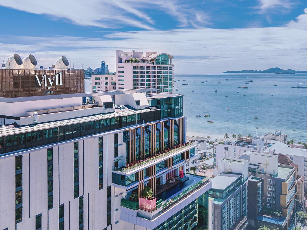 Mytt Hotel Pattaya - Sha Extra Plus Kültér fotó The hotel's rooftop pool